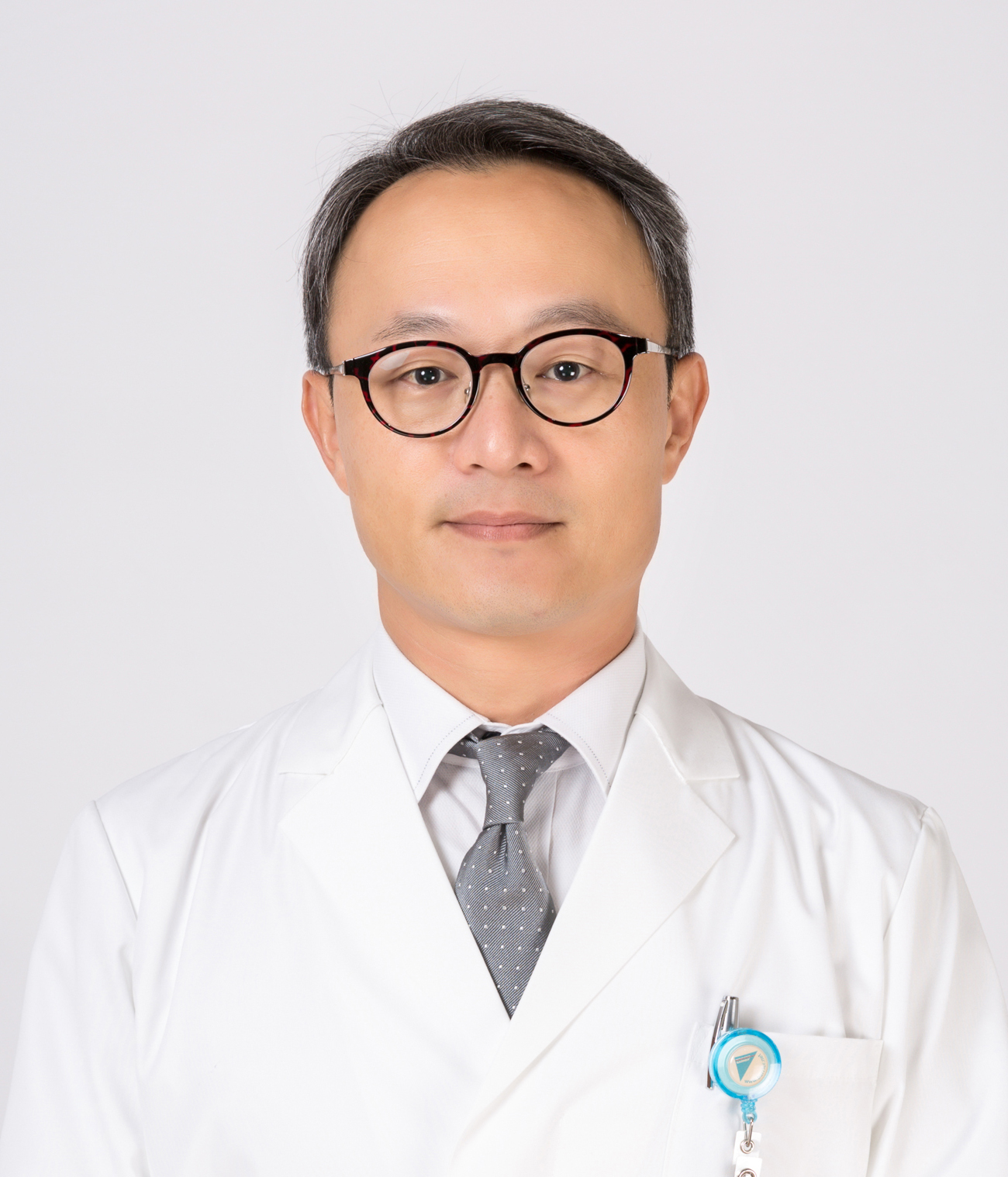 裘坤元　　 照片