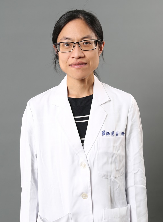 簡育珊醫師